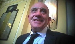 足坛最新爆料新闻视频,揭秘球星转会内幕与赛场风云