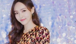唐嫣爆料吐舌头视频合集,甜蜜笑容与可爱瞬间大盘点
